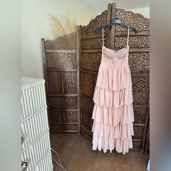 NEW NWT Lovers + Friends HATTIE GOWN Dress - Picture 3 of 5